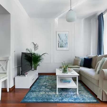 Elite Hamptons Old Town Apartmán